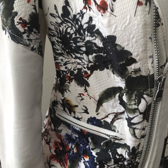 Jacket - Picture 11 of 15